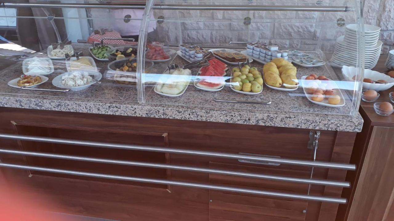 Akbuek Tas Otel Bagian luar foto