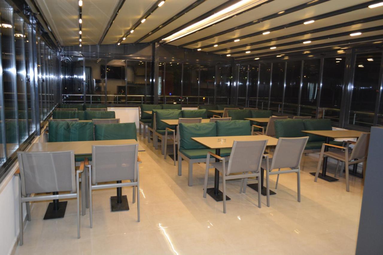 Akbuek Tas Otel Bagian luar foto