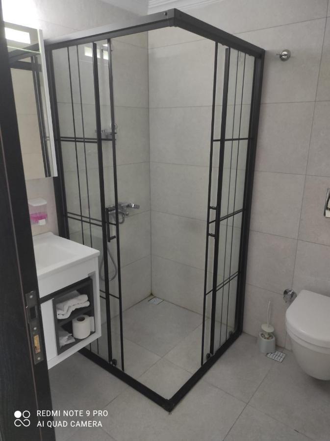 Akbuek Tas Otel Bagian luar foto