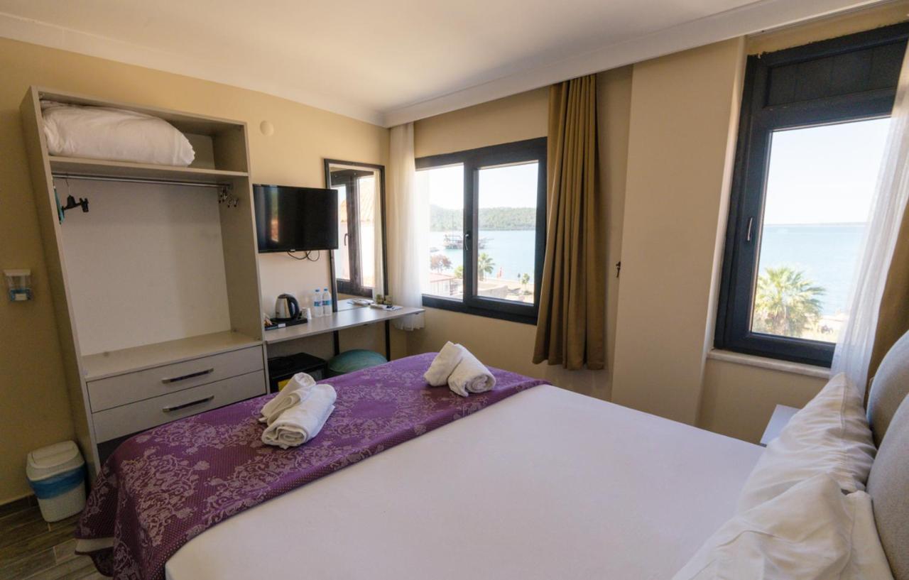 Akbuek Tas Otel Bagian luar foto