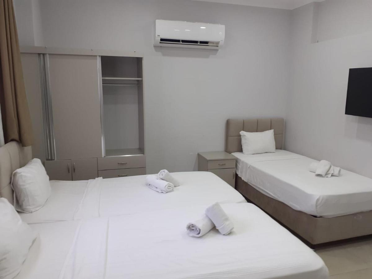 Akbuek Tas Otel Bagian luar foto