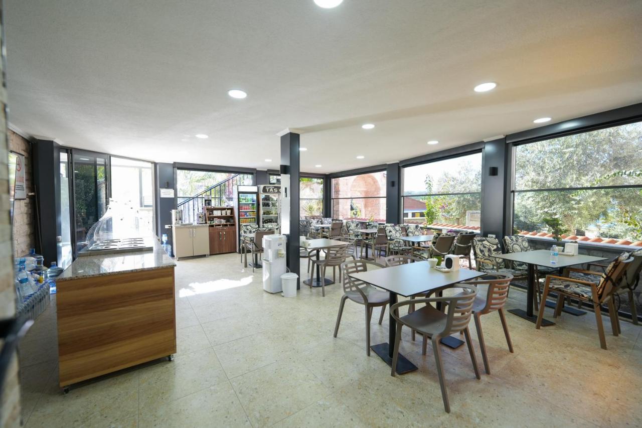 Akbuek Tas Otel Bagian luar foto