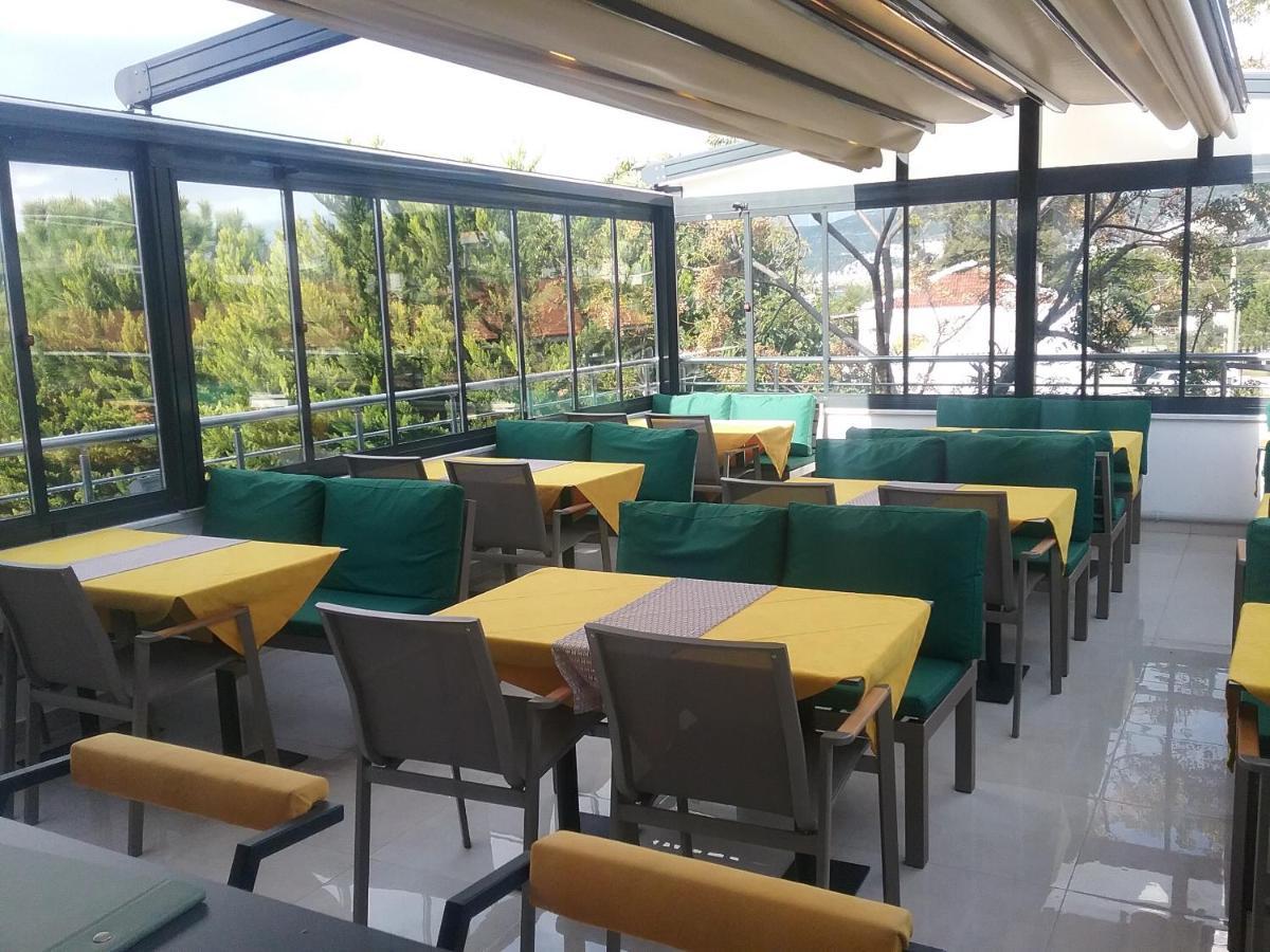 Akbuek Tas Otel Bagian luar foto